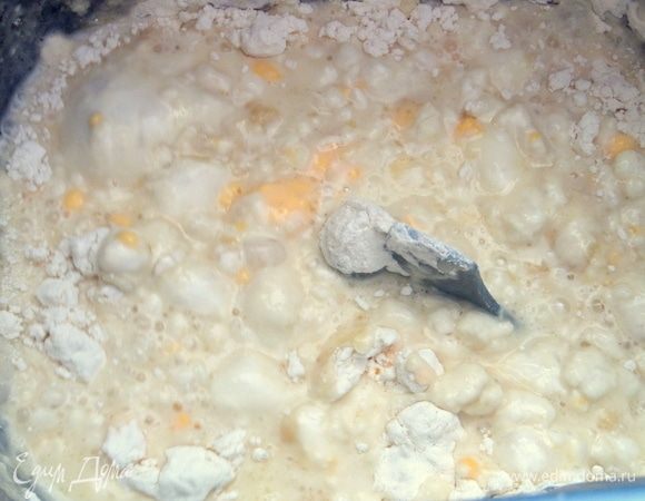 Включаем режим замеса теста. У меня 1,5 часа.