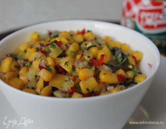 Сальсу можно подать к мясу или с тортильей.