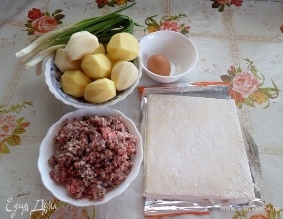 Подготавливаем продукты.