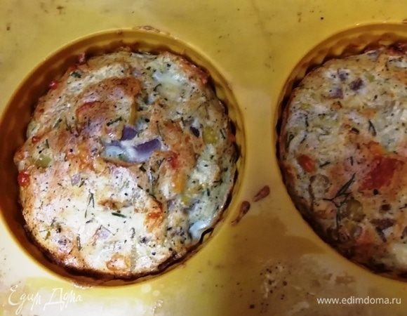 Куриные маффины достаем из духовки.