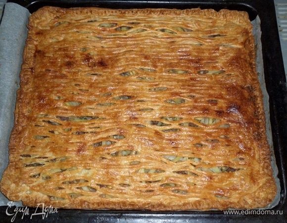 Выпекаем пирог 1 час при 160-180°С.