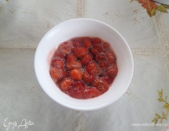 Клубника немного проварилась.