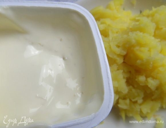 Добавить плавленый сыр, у меня с добавкой бекона.