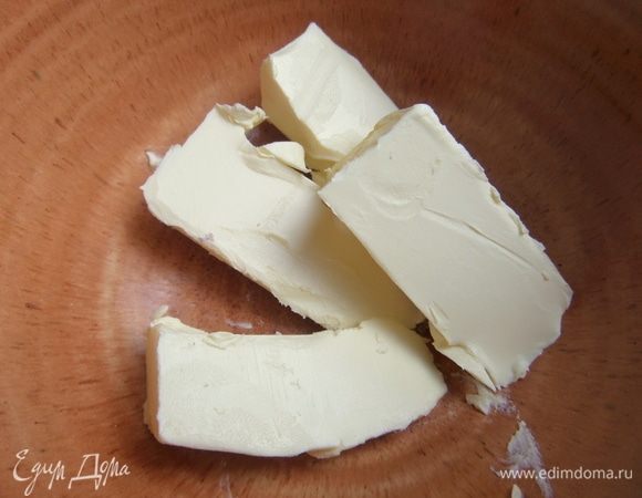 Растопить масло в микроволновке.