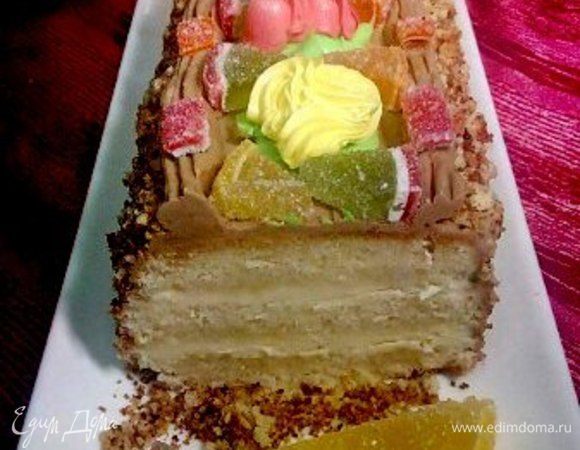 Остается пережить ночь: ставлю сие творение в холодильник до утра, чтобы пропитался. А затем, когда за столом все собрались, дарю им настоящую «Сказку».
Всем счастья сказочного!