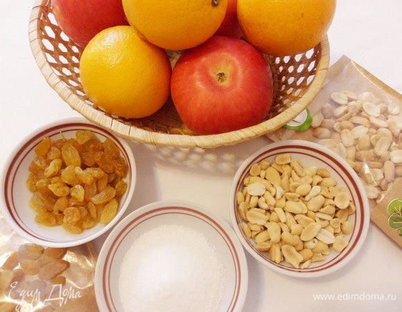 Сначала необходимо приготовить начинку для пирожков.