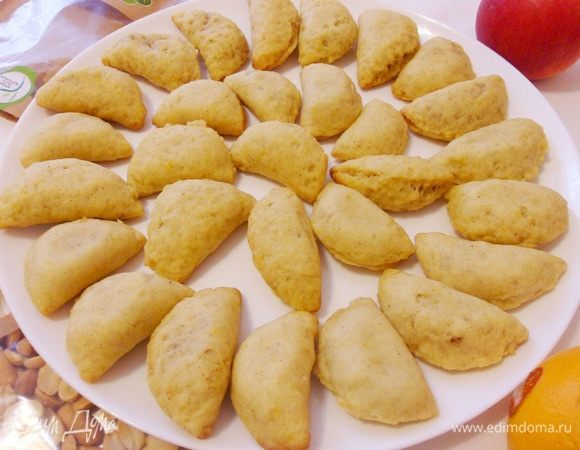 «Милопитакья» (милые маленькие яблочные пирожки) готовы.