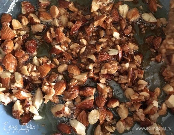 Вот он карамелизированный миндаль!