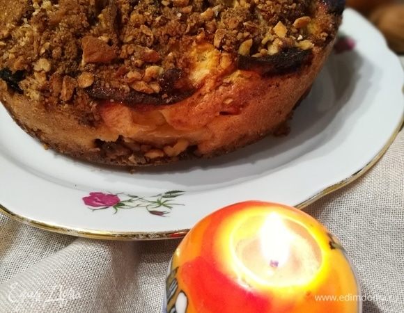 Пирог остудить в форме. 