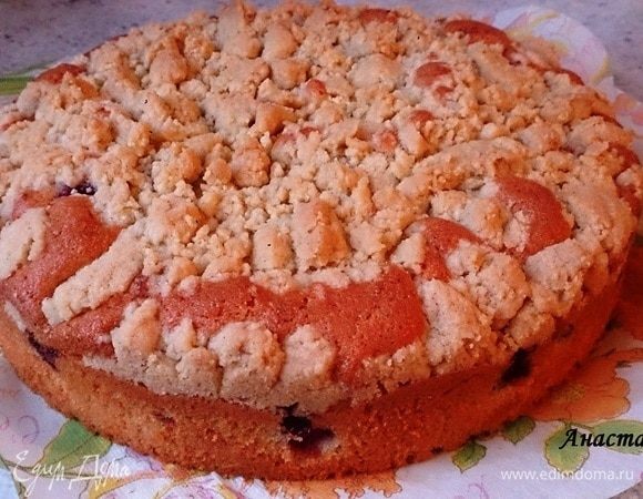 Немного остудить, достать из формы. Приятного аппетита!