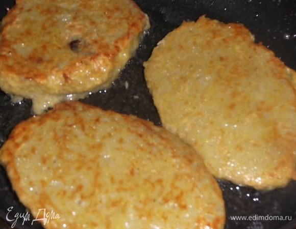 Обжарить с двух сторон.