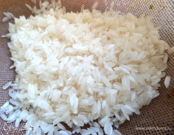 Рис промыть, дать стечь.