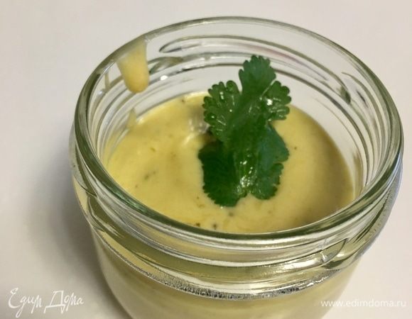 Вкусный домашний майонез готов! Вот моя баночка готового майонеза. Его можно хранить под крышкой в холодильнике несколько дней. 