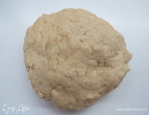 Тесто накрыть полотенцем и дать отдохнуть. 