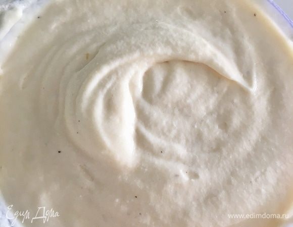 Вот какую пышную и нежную массу в итоге и получаем.