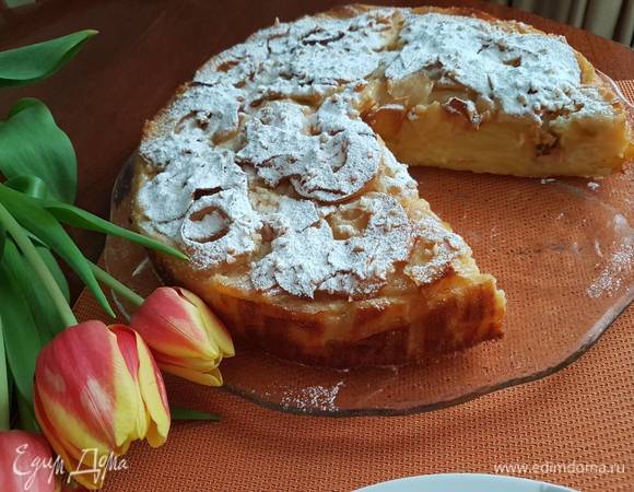 Сверху посыпать сахарной пудрой.