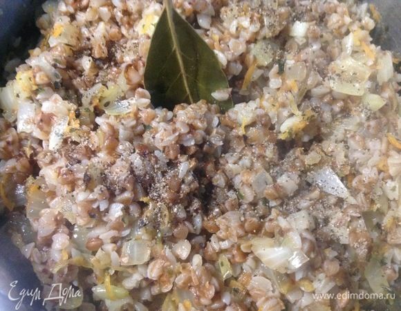 Под крышечку насыпали для аромата.
Готово!