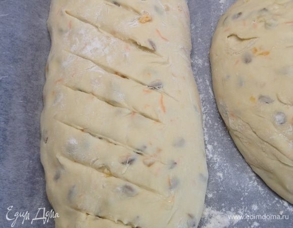 Тем временем духовку нагрели до 200°С.