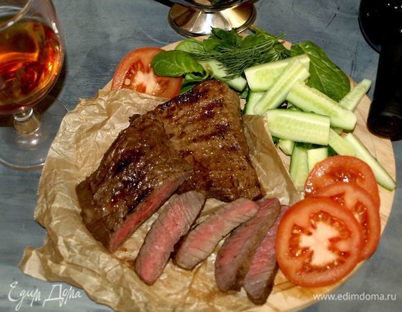 Подаем со свежими овощами.