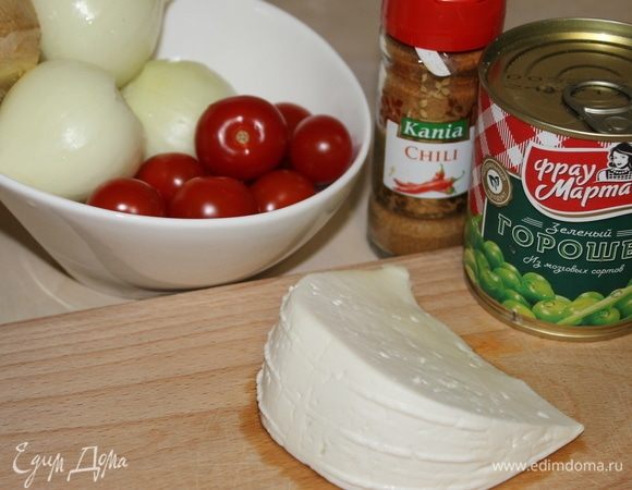 Пусть вас не пугает слово «панир», вы можете использовать для этого блюда адыгейский сыр или приготовить сыр самостоятельно. Сыр совсем несложно приготовить дома, нужно лишь желание и хорошее молоко. 