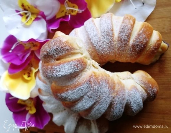 Наши воздушные ароматные рогалики готовы!