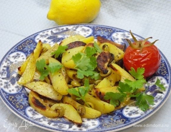 Подавайте с зеленью петрушки или кинзы.