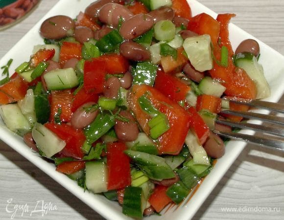 Салат готов. Приятного аппетита!