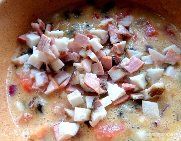 Засыпать в миску.