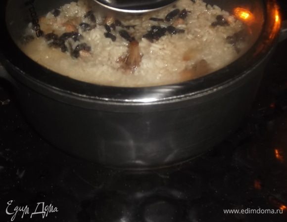 Накрыть крышкой и убрать в духовку еще на 15 минут.