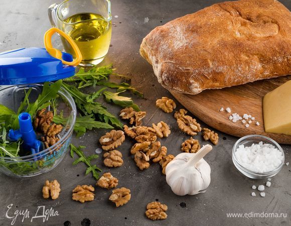 Для приготовления весенних брускет нам понадобятся следующие ингредиенты.