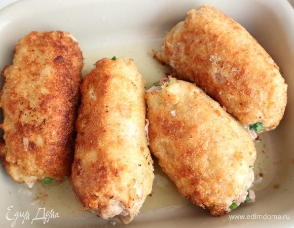 Переложить в огнеупорную форму и поместить в духовку на 20–25 минут.