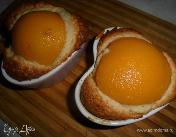 Выпекать в разогретой до 180°C в духовке в течение 30 минут.