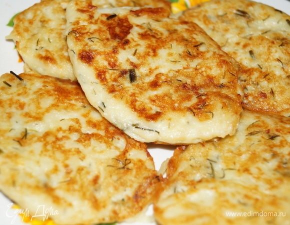 До готовности доводим под крышкой на медленном огне.