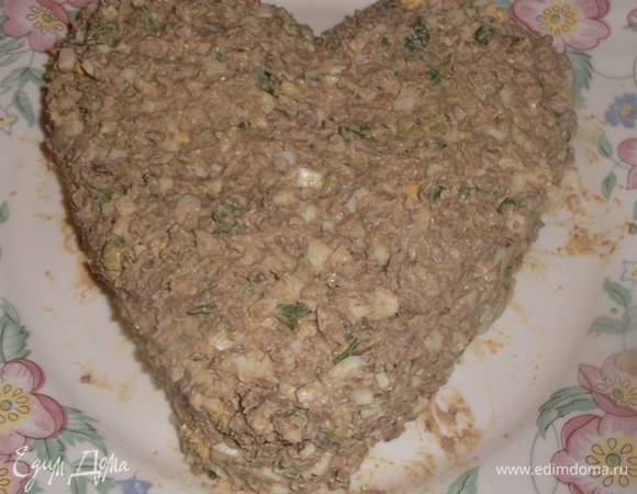 Выложить слоем в тарелку.