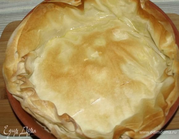 Отправляем в заранее разогретую до 180°С духовку и выпекаем 8–10 минут.