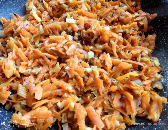 Приправы по вкусу, можно просто посолить.