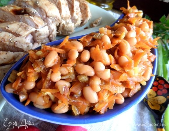 Смешать с икрой и держать под крышкой до подачи.