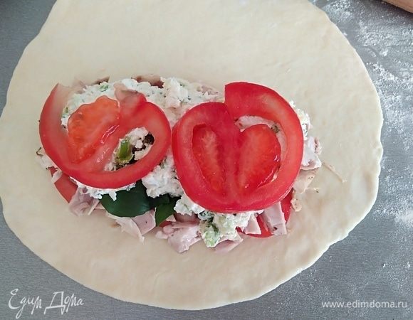 И еще помидорку.