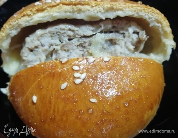 А вот и разрез. Мне нравится когда много начинки.