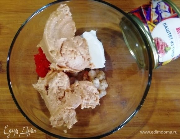 Добавляем паштет из тунца ТМ «Магуро».