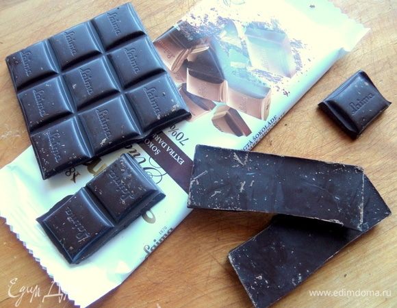 Шоколад по рецепту надо расплавить, я не стала.