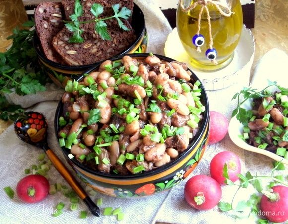 При подаче посыпать зеленью.