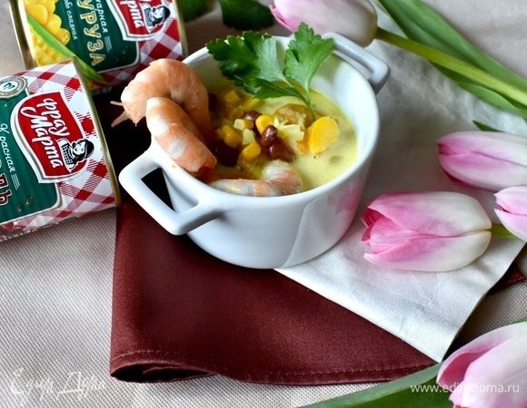 Разливаем по супницам, украшая немного листиками свежей петрушки. Не прошло и 30 минут, а обед на столе! Да посмотрите, какой радостный и веселый, поднимающий настроение своими красками и ароматами.