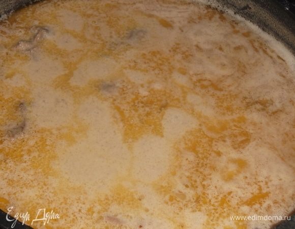 Убавить огонь, кипятить 10 минут. Приятного аппетита!