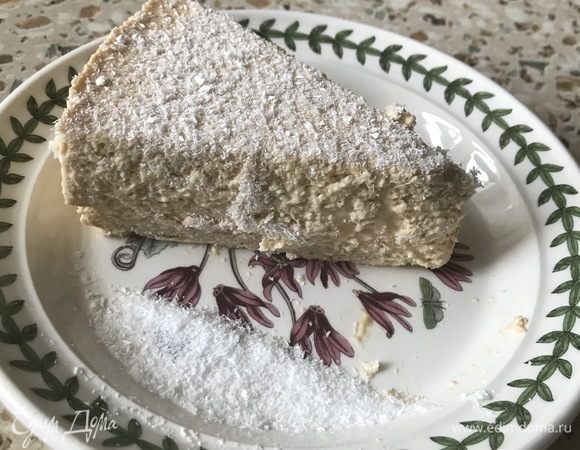 Чизкейк получился мягким, нежным, в меру сладким.