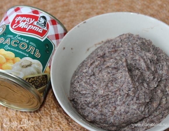 В начинку добавьте сахар по своему вкусу.