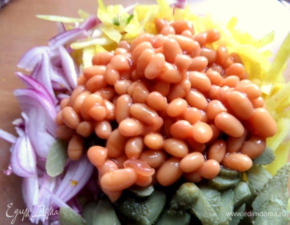 Добавить в салат без жидкости.