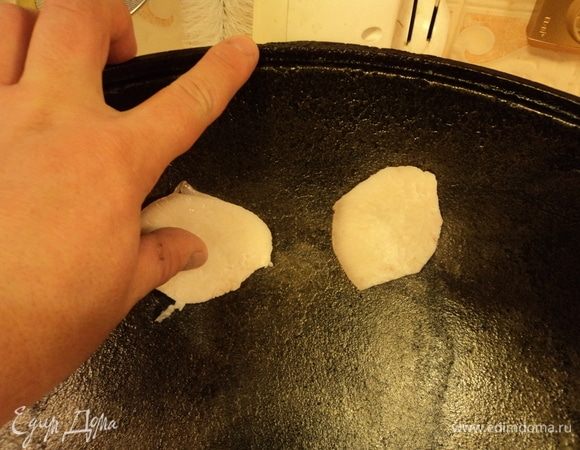 Сперва «аппликация»:) Тут все с душой, конечно же.