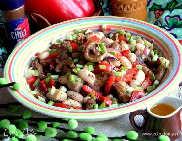 Угощаемся красочным салатиком!