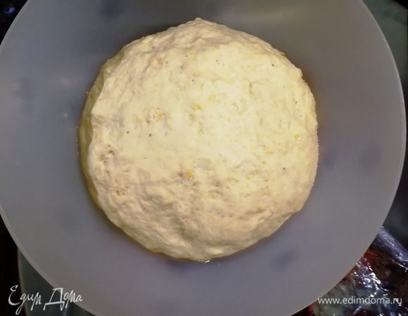 У меня через 40 минут тесто увеличилось вдвое.